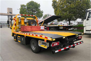 嘉鱼道路救援拖车报价